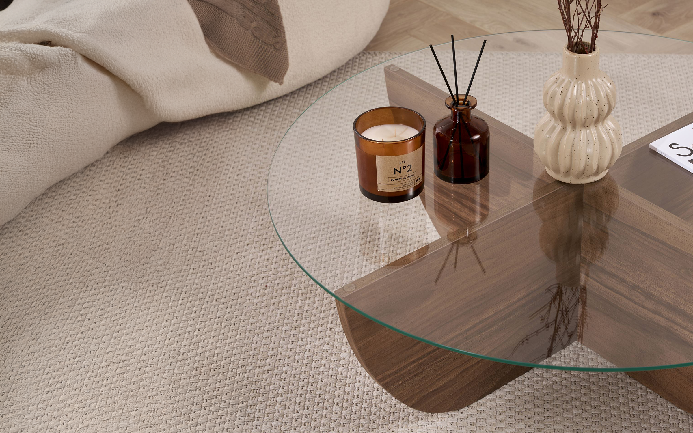 Masuta de cafea Lia, nuc  5